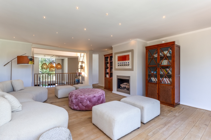 To Let 5 Bedroom Property for Rent in Pearl Valley at Val de Vie Western Cape